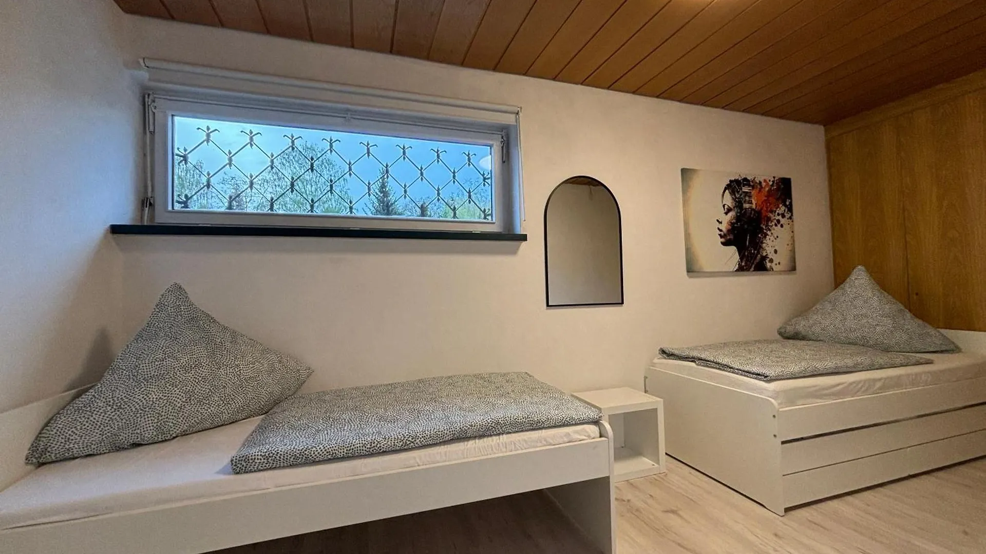 140Qm - 4 Zimmer- Parkplatz - Autobahn - Blauer See - Mallibase Apartments Garbsen Γερμανία